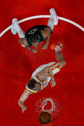 Jock Landale,Donovan Clingan