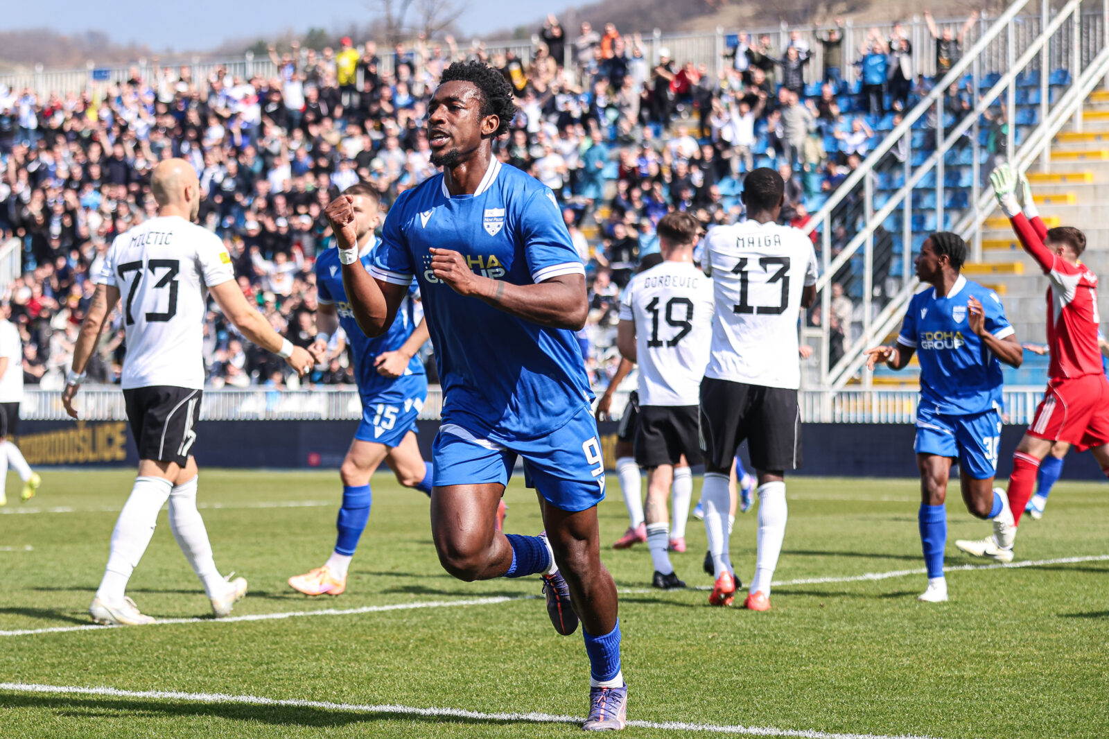 The match of the 27th round of the Mozzart Bet Super League of Serbia between FK Novi Pazar and FK Cukaricki was played at the City Stadium in Novi Pazar. Utakmica 27. kola Mozzart Bet Super liga Srbije izmedju FK Novi Pazar i FK Cukaricki odigrana je na Gradskom stadionu u Novom Pazaru.
