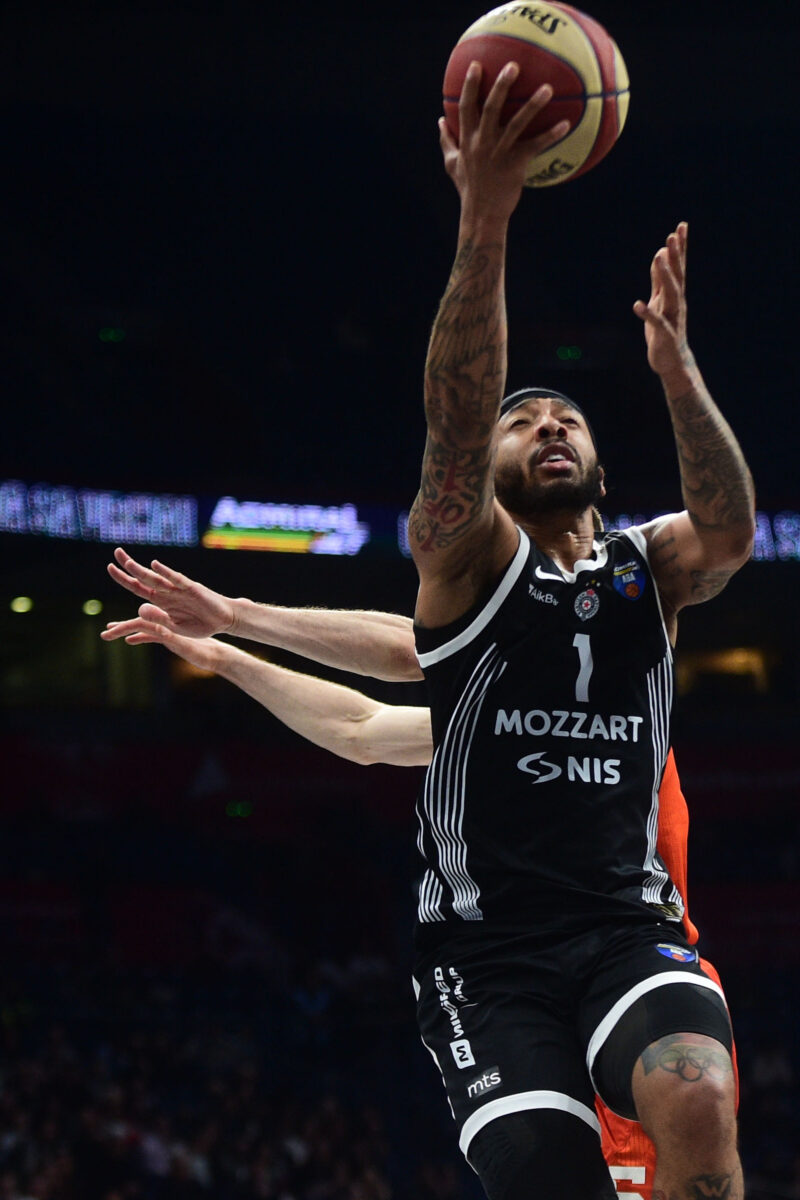 The match of the third round of the second phase of the AdmiralBet ABA League between KK Partizan Mozzart Bet and KK Cedevita Olimpija was played at the Belgrade Arena. Utakmica trece runde druge faze AdmiralBet ABA League izmedju KK Partizan Mozzart Bet i KK Cedevita Olimpija odigrana je u Beogradskoj Areni.