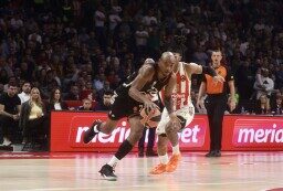 AJZEJA MAJK, ČIMA MONEKE