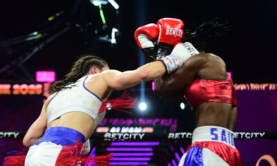 The first women's Balkan Boxing revue, a professional boxing spectacle, was held in the Zvornik Sports and Recreation Center, and the main fight of the evening was a clash between Sara Cirkovic, IBA Pro world champion, current senior and junior European champion in Olympic boxing and the unlucky Latin American, Sayda Militza Mosquera Cuesta (10-6-1, 7 KOs) from Panama, known by the nickname "La Bomba". Prva zenska Balkan Boxing revija, profi boks spektakl odrzan je u u Sportsko-rekreativnom ce