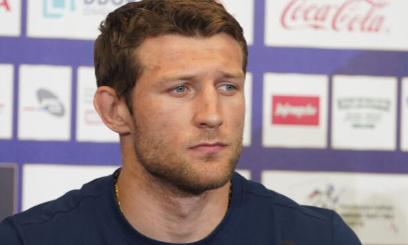 The press conference of the judo team of Serbia before the trip to Paris for the Olympic Games was held in the VIP lounge of Nikola Tesla Airport. Konferencija za medije dzudo reprezentacije Srbije pred put u Pariz na Olimpijske igre odrzana je u VIP salonu aerodroma Nikola Tesla.