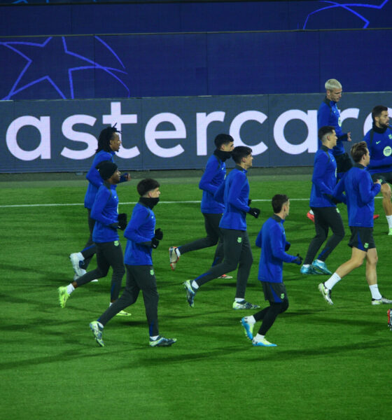 FC Barcelona players trained at the Rajko Mitic stadium before the match against Red Star in the fourth round of the Champions League. Fudbaleri FK Barselona odradili su trening na stadionu Rajko Mitic uoci utakmice protiv Crvene zvezde u cetvrtom kolu Lige sampiona.