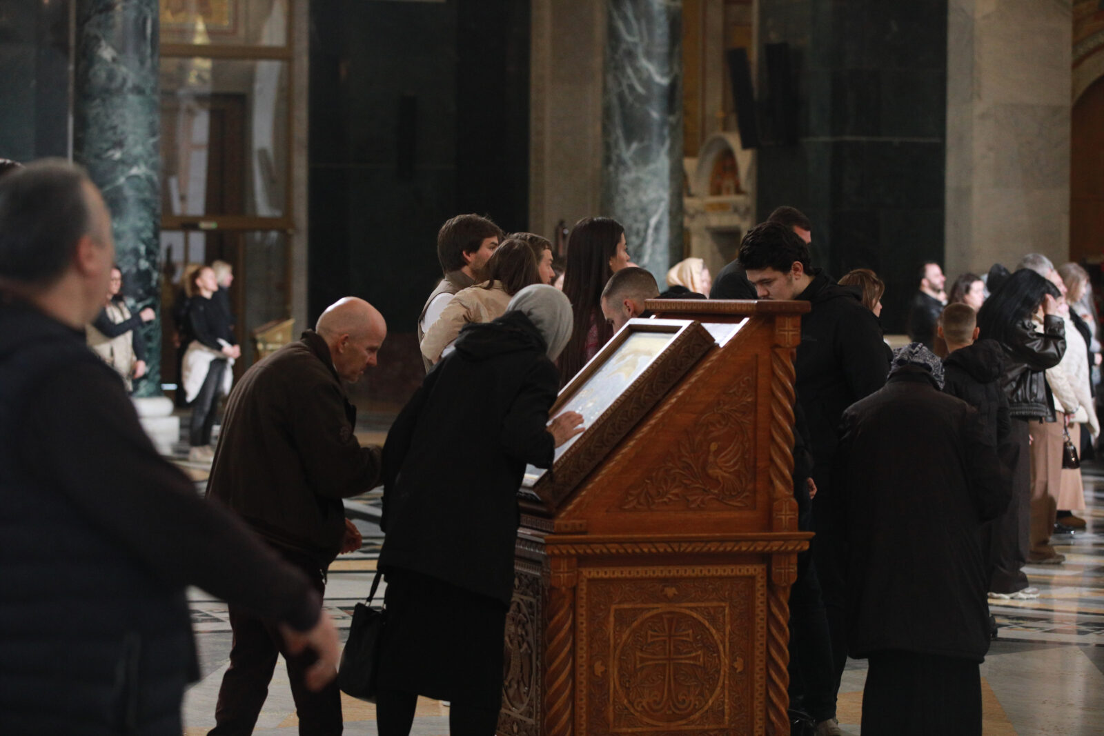 Easter liturgy in the Church of St. Sava on the occasion of the Resurrection of Christ, which the Serbian Orthodox Church and believers celebrate according to the Julian calendar. Easter liturgy in the Church of St. Sava on the occasion of the Resurrection of Christ, which the Serbian Orthodox Church and believers celebrate according to the Julian calenda