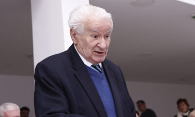 In the premises of the Social Democratic Party, the collection of signatures in support of the lists for the parliamentary and Belgrade elections was organized. U prostorijama Socijaldemokratske stranke organizovano je prikupljanje potpisa podrske l