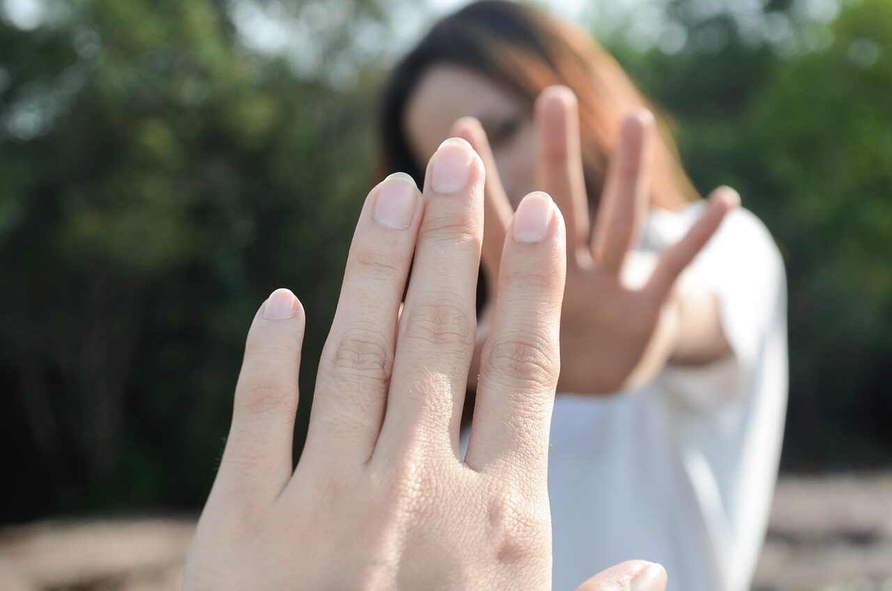 parting, leave, hands, distance, love, apart, attachment, by hand, little hands, parting, parting, distance, distance, distance, distance, distance, attachment, attachment