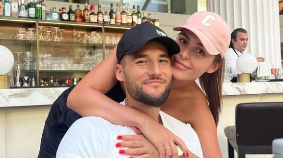 Anastasija i Nemanja Gudelj dočekali sina nakon trostruke godišnjice braka