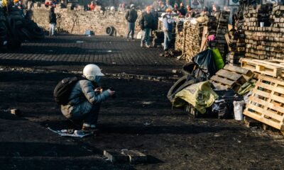 Protesti u Kijevu zbog smene ministra odbrane tokom sukoba sa Rusijom – protesti zbog smene ministra odbrane