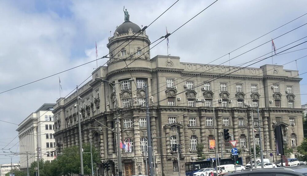 Vlada Srbije usvojila odluku o smanjenju akciza na derivate nafte za 20 odsto – akcize na derivate nafte