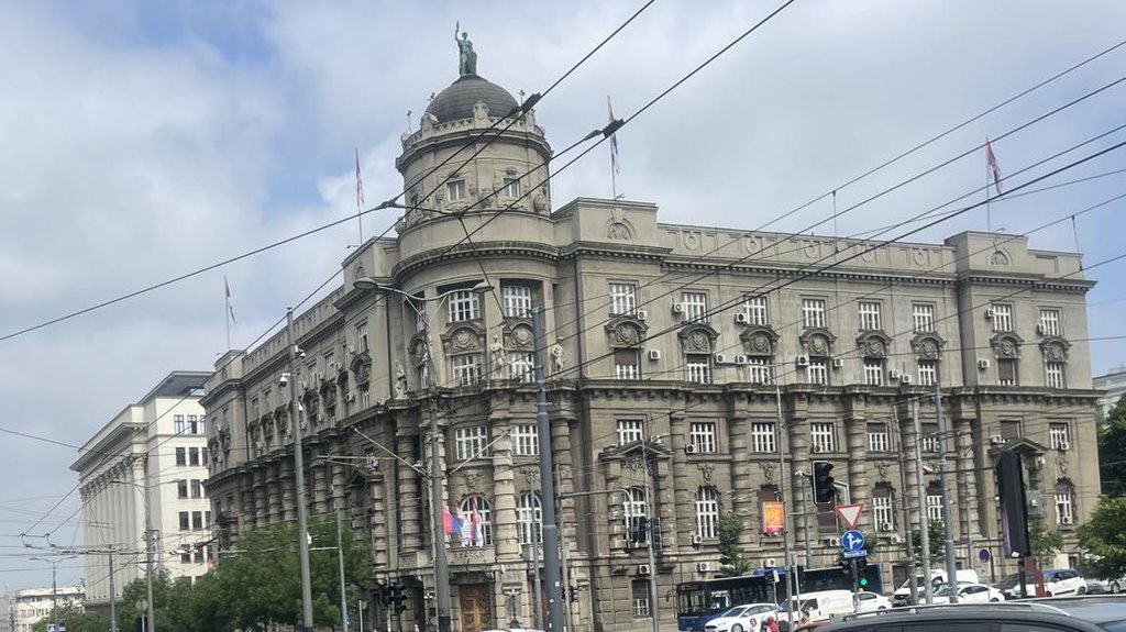 Vlada Srbije usvojila odluku o smanjenju akciza na derivate nafte za 20 odsto – akcize na derivate nafte