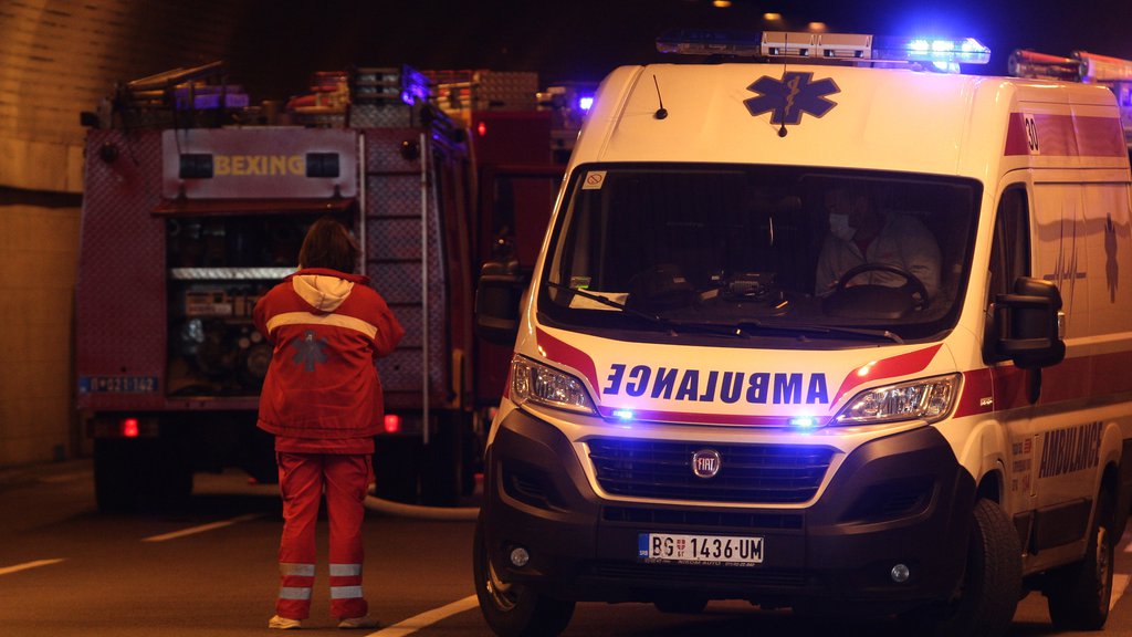 Požar u stanu na Zvezdari, dve osobe preminule na licu mesta