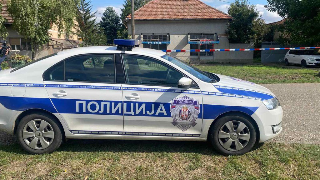 Eksplozija u dvorištu kuće u Starčevu, poginula jedna osoba – eksplozija u Starčevu