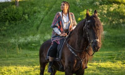 Shania Twain: Muzika i konji kao izvor inspiracije – Shania Twain jahanje