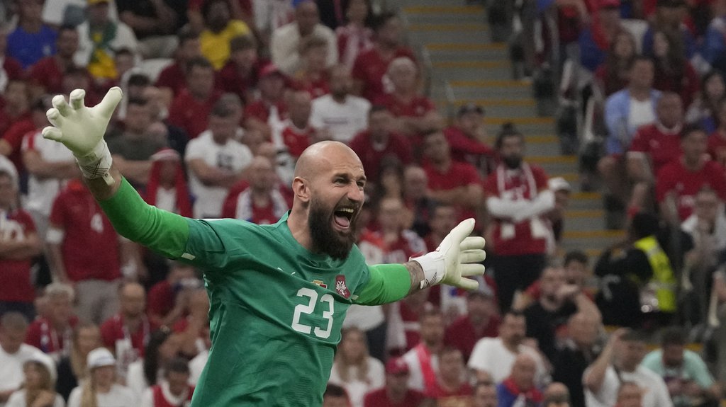Vanja Milinković Savić blizu Premijer lige kroz razmenu golmana – Vanja Milinković Savić Premijer liga
