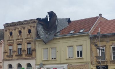 Oluja u Smederevu srušila krov zgrade i oštetila vozila