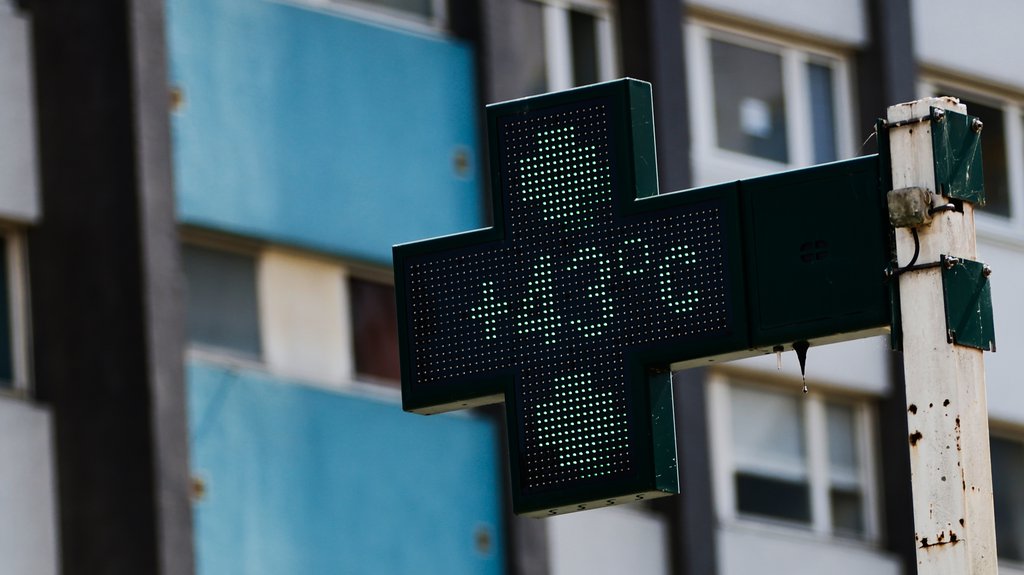 Toplotni talas u Uzbekistanu izazvao vanredne mere i ograničenja javnih službi