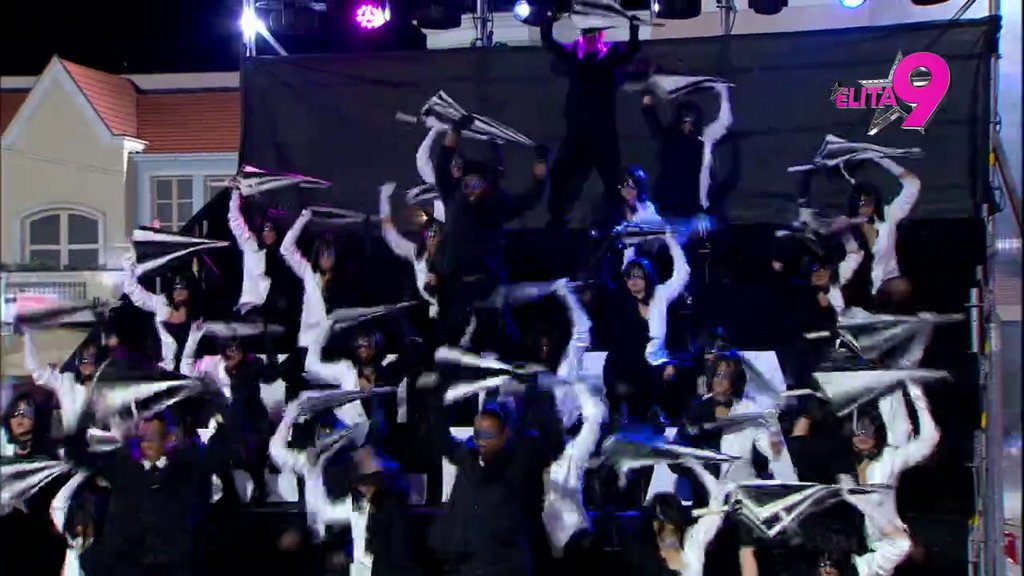 Veliki šef otvorio superfinale u Šimanovcima: Robot Toša i plesna grupa u centru pažnje – superfinale na televiziji Pink