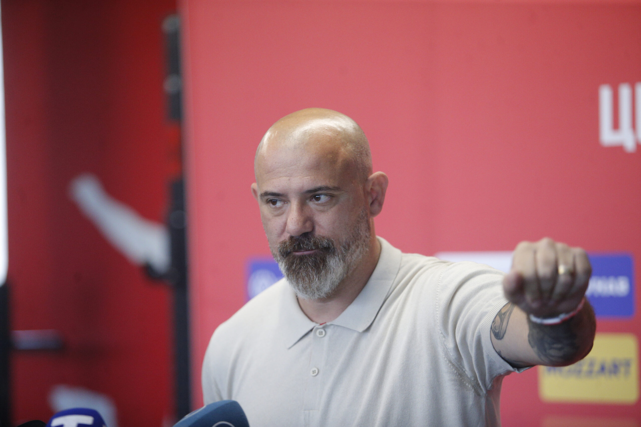 Dejan Stanković: 'Mi smo spremni' nakon pobede Crvene zvezde u Severnoj Irskoj – Dejan Stanković Crvena zvezda Liga šampiona