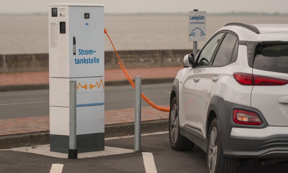 Električni automobili u Nemačkoj pojeftinili 18 odsto, prosečna cena dostigla 53.000 evra