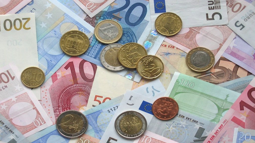 Narodna banka Srbije objavila kursnu listu: dinar prema evru na 117,3829 – kursna lista NBS