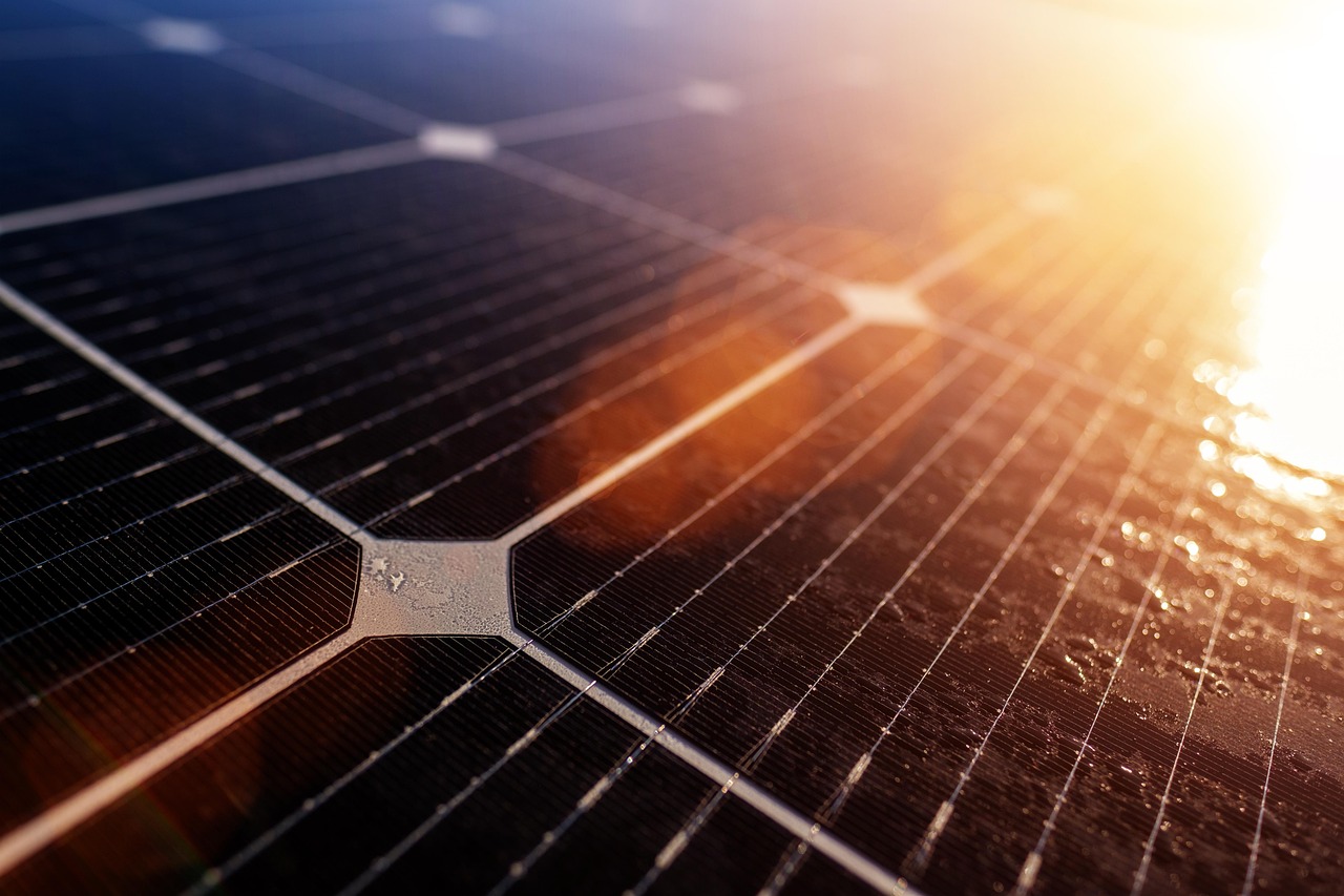 Plug-in solarni paneli biće legalizovani u Velikoj Britaniji od 27. avgusta