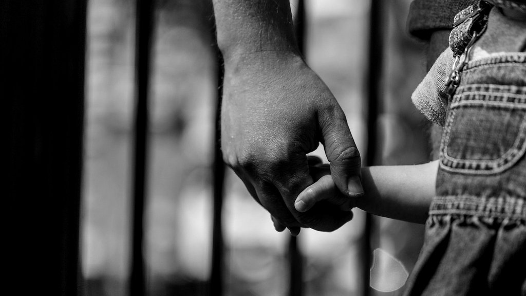 Osumnjičen za otmicu i polno uznemiravanje devojčice u Leskovcu, određeno zadržavanje – napad na devojčicu u Leskovcu