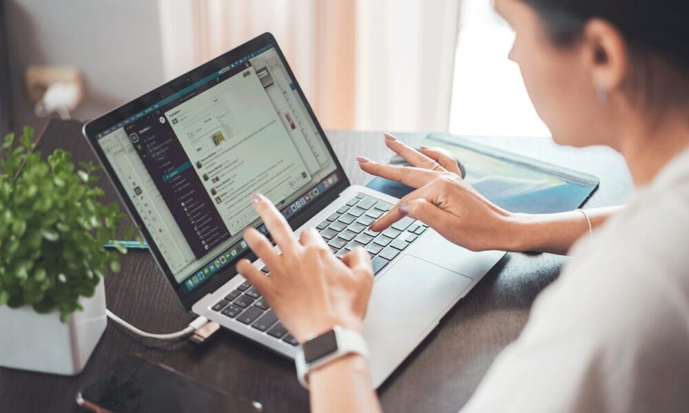 telework, technology, laptop, connection, electronic, computer, business, office, internet, work, job, female, woman, online, workplace, freelance, working, marketing, home office, job, job, job, job, job, online, online, online, marketing, marketing