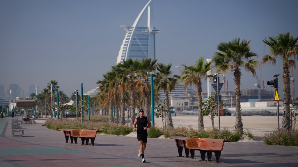 Dubai pokreće program Dubai Invite i nudi nagrade od 720 evra za stanovnike – Dubai Invite program
