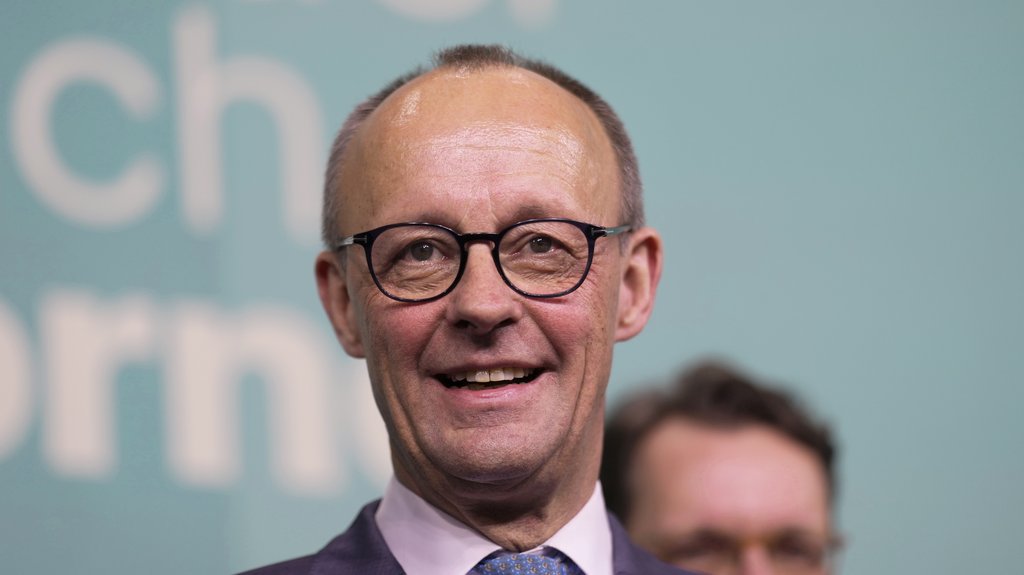 Nemačka vlada započinje rekonstrukciju nakon ostavke Jensa Špana – rekonstrukcija nemačke vlade