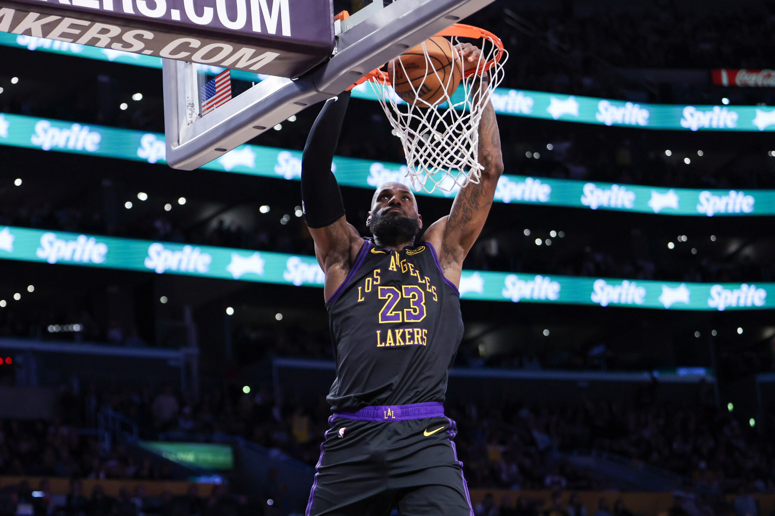 Lebron Džejms potpisao dvogodišnji ugovor sa Filadelfijom – Lebron Džejms Filadelfija ugovor