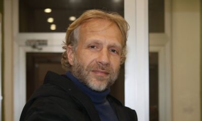 Milan Kalinić na moru posle razvoda: Skočio sa jahte, misteriozna dama snima