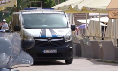 Požar zahvatio plažu Jaz u Crnoj Gori, vatrogasci na terenu tokom noći – požar na plaži Jaz