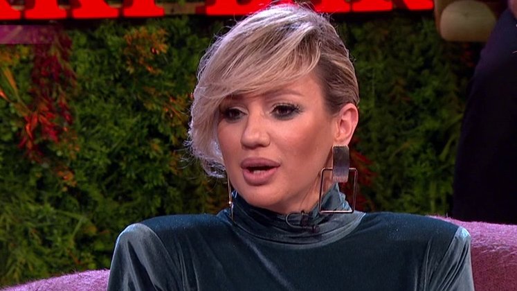 Ana Kokić otkrila zanimljivu noćnu avanturu: Spasila mače ispod auta komšinice – Ana Kokić i mače