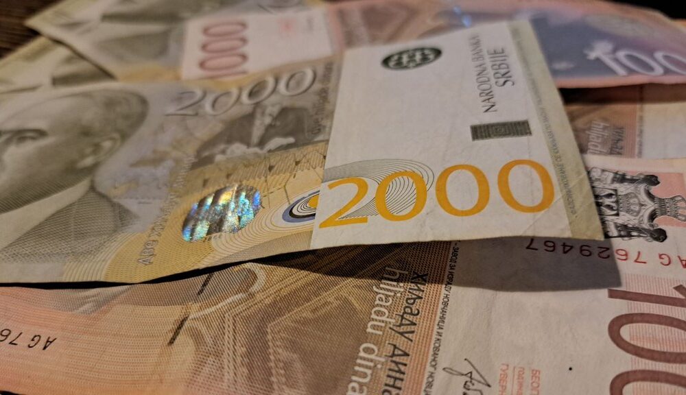 Isplata 6.000 dinara punoletnim građanima: naslednici ostvaruju pravo na veće iznose