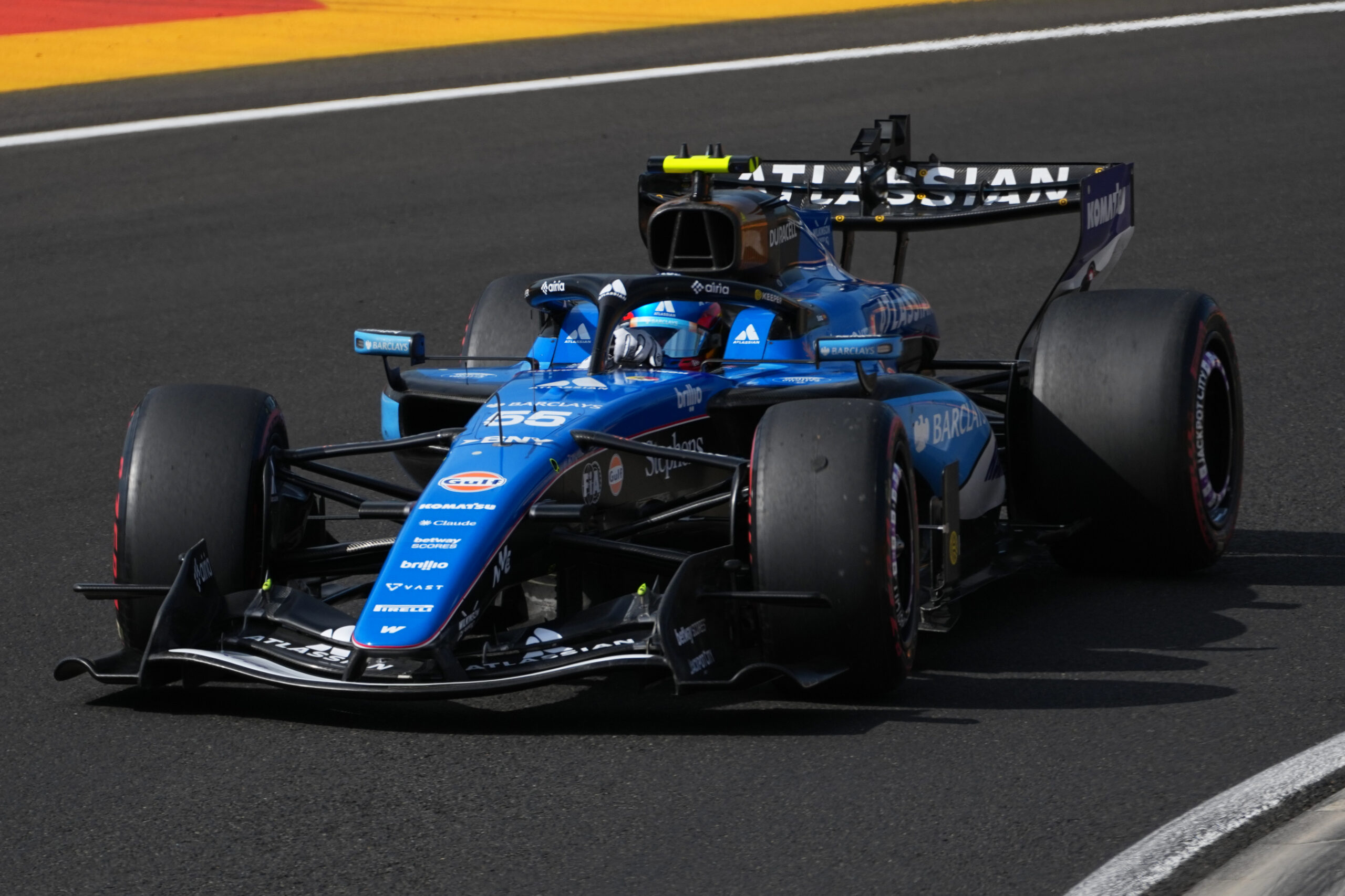 Karlos Sainc: Williams mora pratiti put Aston Martina za napredak