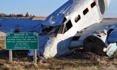Mali avion se srušio na porodičnu kuću u Nemačkoj, jedna osoba poginula – avionska nesreća u Nemačkoj