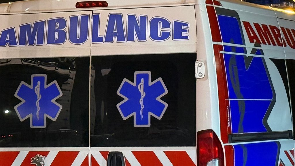 Nesreća kod Novog Sada, troje mladih poginulo u automobilu u kanalu