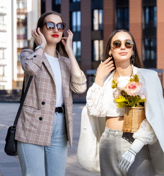 Charli XCX inspiriše sezonu ultra kratkih šortseva na modnoj sceni – Charli XCX moda