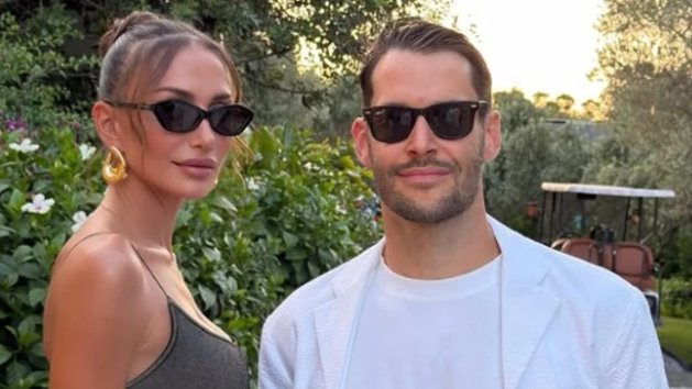 Emina Jahović uživa sa vlasnikom poznatog brenda, porodica joj pravi društvo – Emina Jahović Instagram
