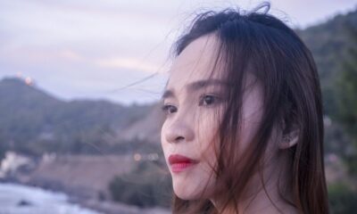 sad, mood, women, lonely, girl, light, feel, love, eyes, sad girl, sightseeing, deserted, alone, dawn, sad day, brown eyes, violet