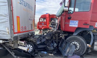Direktan sudar kamiona i automobila kod Šimanovaca, saobraćaj obustavljen