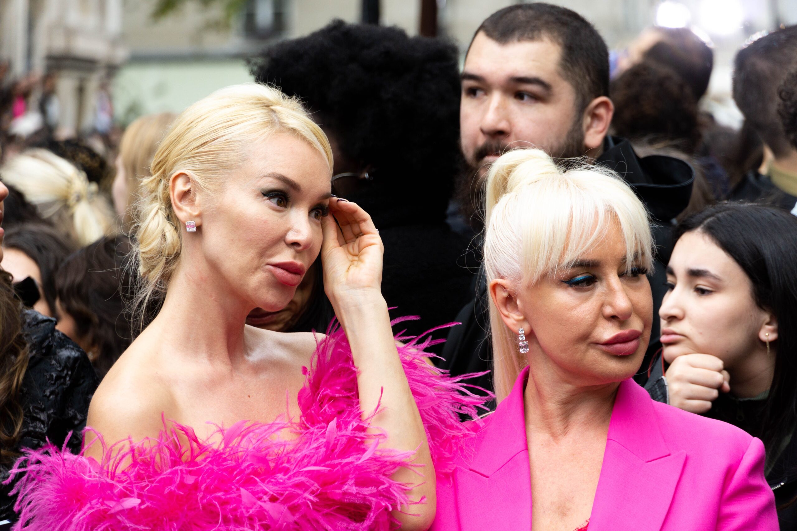 Kim Kardašijan ponovo izazvala pažnju u stajlingu poznatog dizajnera – Kim Kardašijan moda