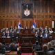 Narodna skupština raspravlja o nepoverenju Vladi Srbije na vanrednoj sednici – glasanje o nepoverenju Vladi Srbije