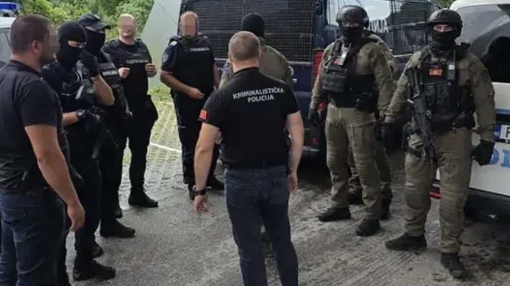Osumnjičeni član kriminalne grupe izručen Crnoj Gori na granici Dobrakovo – izručenje osumnjičenog Crna Gora
