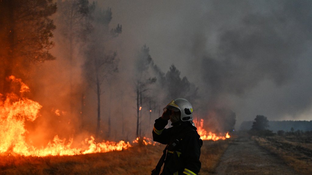 Požari u Francuskoj se šire, evakuisano 220.000 ljudi iz Žironde