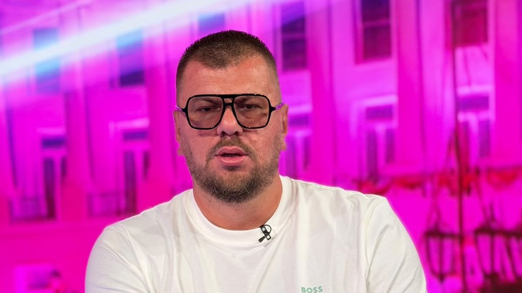 Marko Janjušević Janjuš se vratio u rodni Prijepolje i pokazao ljubimicu Vesnu – Janjuš Prijepolje