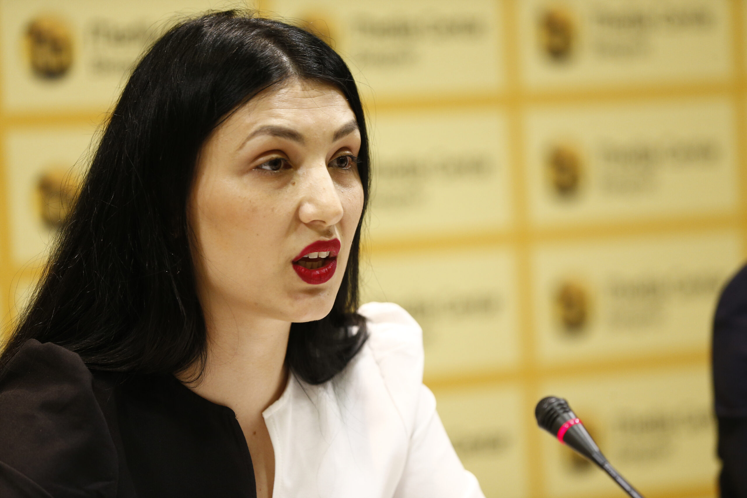 Mile Svilar: 'Za mene je reprezentacija Srbije zatvoreno poglavlje' – Mile Svilar Roma Srbija