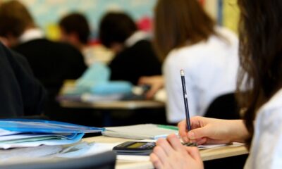 Ministarstvo prosvete obezbeđuje besplatne udžbenike za 96.000 osnovaca – besplatni udžbenici za osnovce