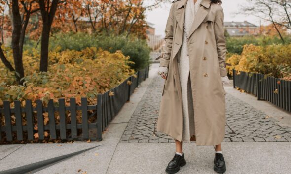 Bele farmerke kao modni adut tokom prelaznih sezona – bele farmerke moda