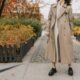 Bele farmerke kao modni adut tokom prelaznih sezona – bele farmerke moda